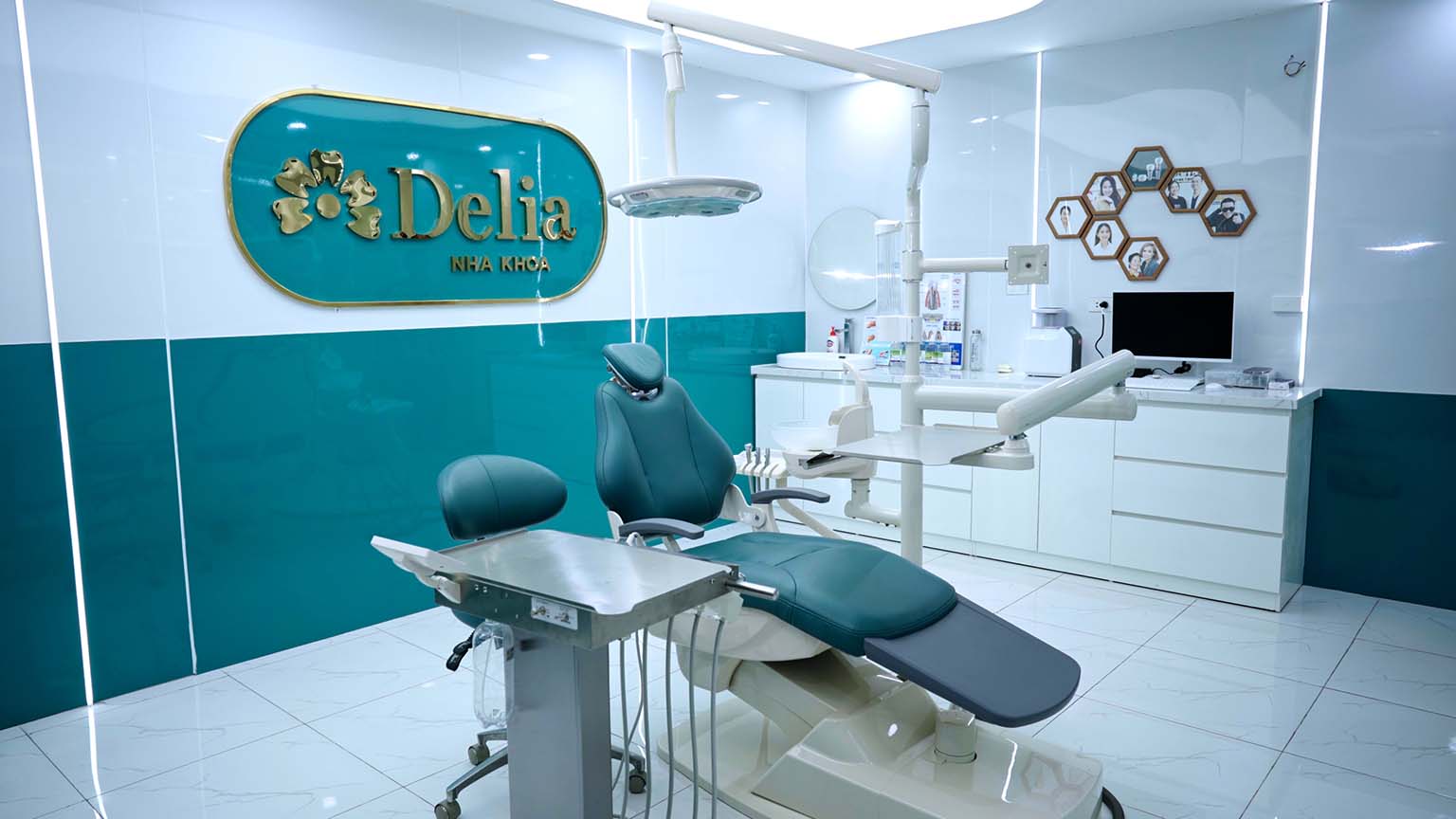 Treatment room at Delia Dental Clinic Hanoi